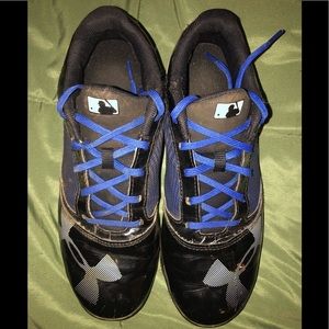 🚫 Underarmour cleats 5.5 🚫